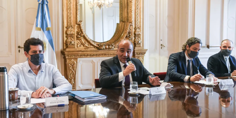 Juan Manzur retoma las reuniones de gabinete, por un pedido expreso de Alberto Fernández