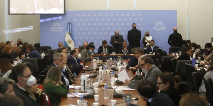 Diputados opositores acordaron un dictamen común sobre boleta única: los destalles del sistema