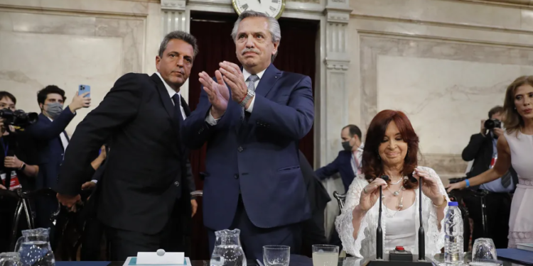 Matrimonio por conveniencia: cómo Alberto Fernández se acerca al empresariado ante el vacío de Cristina Kirchner