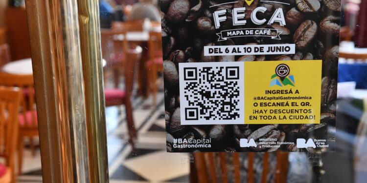 Cafeterías con promociones y financiamiento