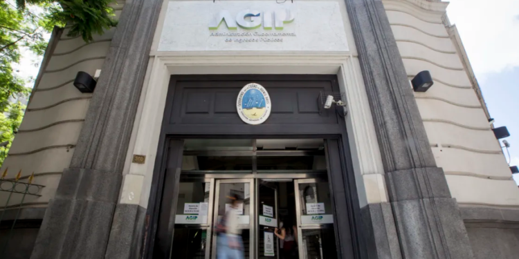 Procesaron en una causa por sobornos a un funcionario del ente recaudador porteño