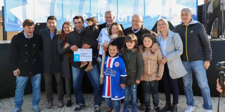 Se entregaron viviendas del Programa Reconstruir y Créditos Casa Propia en Mar Chiquita