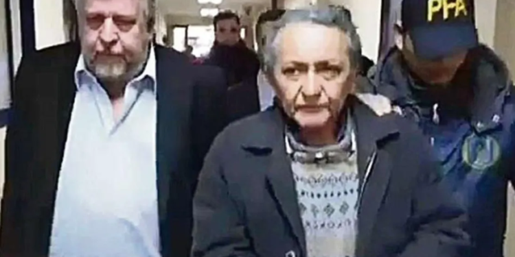 Ordenan peritar por primera vez los originales de los cuadernos de las coimas que escribió el chofer Oscar Centeno