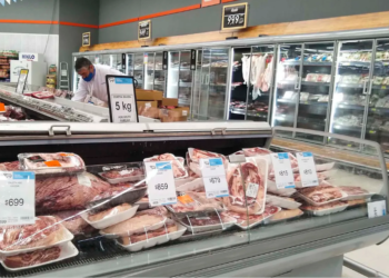 Alimentos: almacenes y autoservicios, preocupados para reponer lo vendido el fin de semana