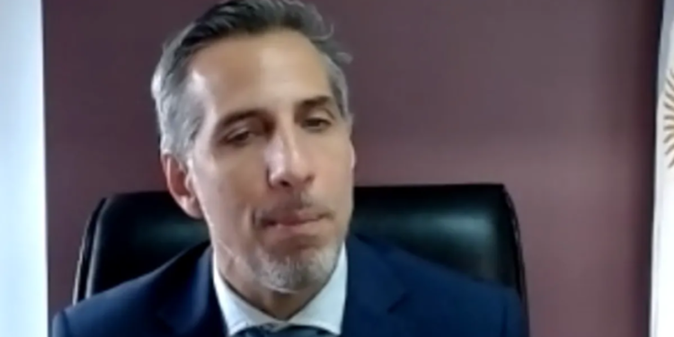 El fiscal Diego Luciani dijo que el kirchnerismo sometió al Congreso a un “apagón informativo” para evitar controles