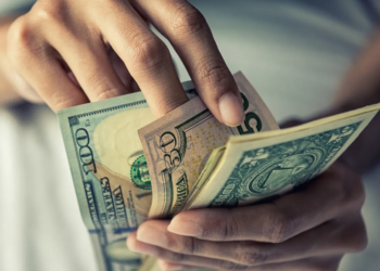 Dólar hoy: caen el blue y los financieros, pero la brecha cambiaria supera el 118%