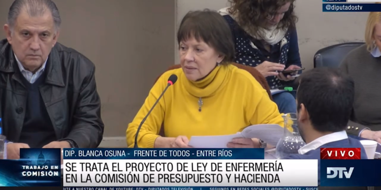 Dictamen favorable al proyecto de Formación y Desarrollo de la Enfermería