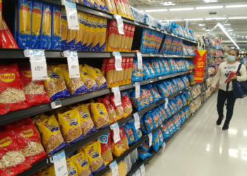 Consumo: cayó un 6,2% la venta de alimentos y bebidas en comercios minoristas
