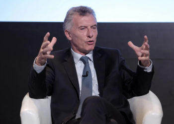 Mauricio Macri: “Si al final del camino uno garantiza el cambio y otro no, yo voy a jugar”