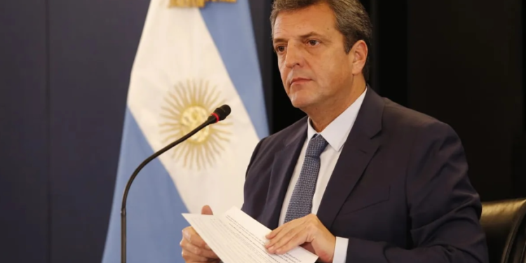 La Defensora de la Niñez evalúa denunciar a Sergio Massa por recortes presupuestarios a la Ley Brisa