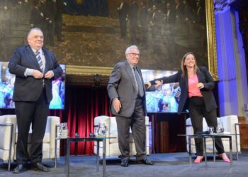 Diputados reconoció a Héctor Recalde con la mención de Honor «Juan Bautista Alberdi»