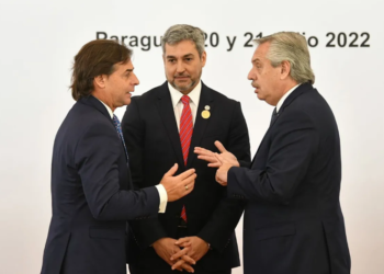 Conflicto en el Mercosur: queja conjunta de Argentina, Brasil y Paraguay contra Uruguay por buscar acuerdos afuera del bloque