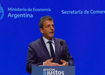 Precios Justos: las petroleras se sumarían al programa y aumentarían los combustibles un 4% mensual