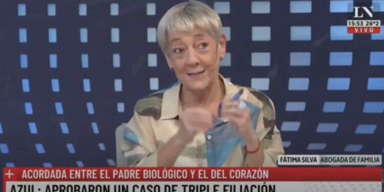 Aprobaron un caso de triple filiación en Azul