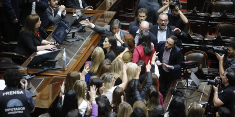Diputados: el oficialismo no consiguió quorum y fracasó su intento de realizar la última sesión del año