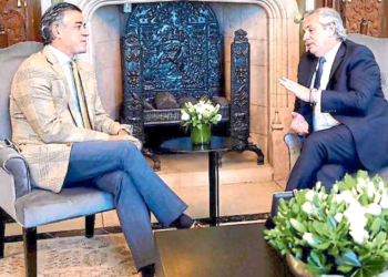 La causa por desobediencia contra Alberto Fernández le tocó a su candidato a procurador