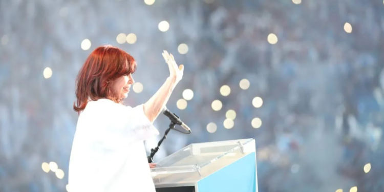 Cristina Kirchner reaparecerá en medio de la ansiedad electoral del PJ y las embestidas contra la Justicia
