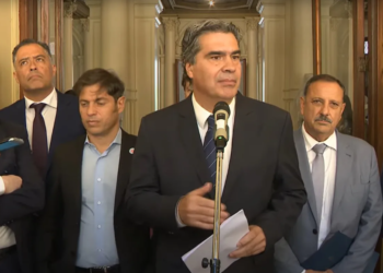 El Presidente finalmente consigió el apoyo de once gobernadores para avanzar con el juicio político contra la Corte Suprema