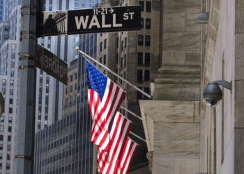 Sospechas de evasión: los bancos de EEUU ya ofrecen a sus clientes argentinos el formulario con datos para la AFIP