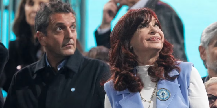 El oficialismo negocia la letra chica de su alianza: las claves que podrían condicionar a Scioli