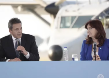 El oficialismo lanzó la campaña sin el “programa” que pidió Cristina, pero el kirchnerismo espera acordar un plan