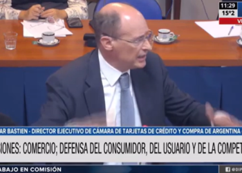 Nueva ronda de expositores sobre la problemática en relación a la comercialización crédito con tarjetas