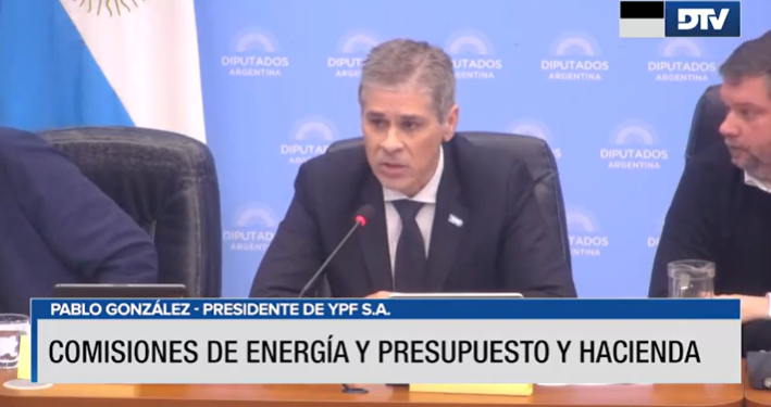 Titular de YPF defendió el régimen de promoción de gas natural licuado