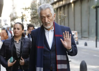 Pese a las protestas en las calles, Alberto Rodríguez Saá continuó nombrando a funcionarios en nuevos cargos