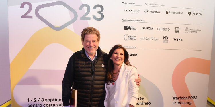 BANCO CIUDAD CON CAROLA ZECH EN LA INAUGURACIÓN DE ARTEBA 2023