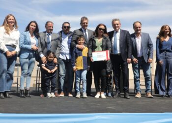 La Rioja: El Gobierno Nacional entregó más de 500 viviendas