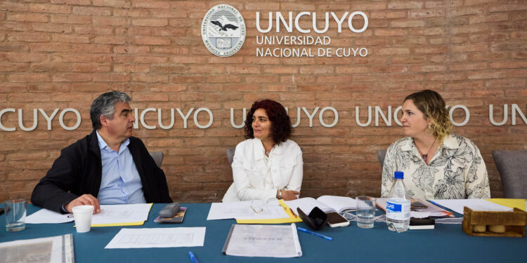 EDUCACIÓN FINANCIERA PARA ESTUDIANTES SECUNDARIOS