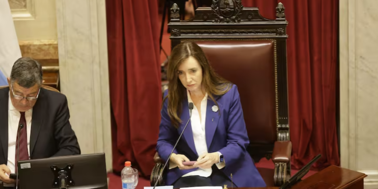 Villarruel inicia una ronda de contactos para bloquear el intento de rechazo al DNU por parte del kirchnerismo