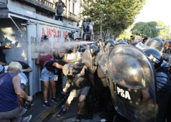 Casanello le dio curso a un planteo de la izquierda contra el protocolo de Bullrich y le pidió información a la ministra