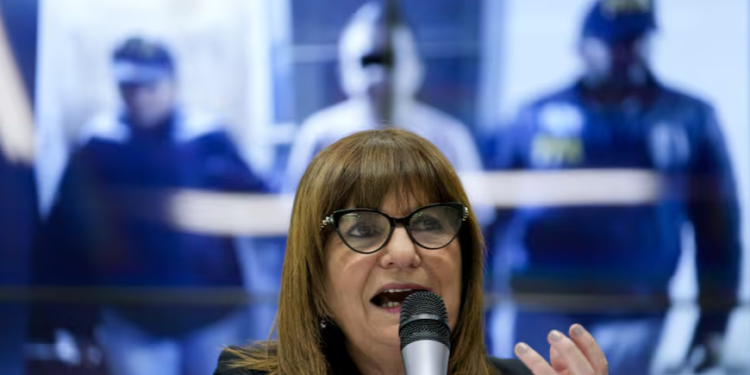 Patricia Bullrich apuntó contra la marcha universitaria y marcó: “Puede haber una provocación”