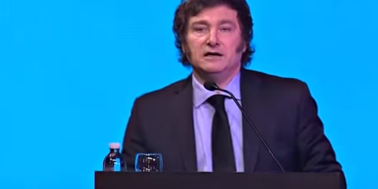 Javier Milei le baja el precio a la “Ley de bases”, pero el Gobierno apuesta a sus incentivos para la reactivación económica