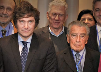 El reencuentro de Javier Milei y Eduardo Eurnekian: los enigmas detrás del vínculo entre el Presidente y su histórico padrino