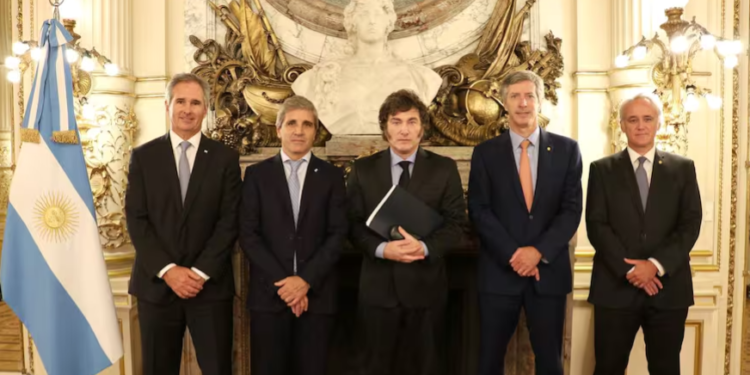 Javier Milei mantiene el fuerte ajuste sobre las provincias en plena negociación por la Ley Bases y el paquete fiscal