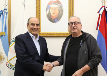 Francos recibe a dos gobernadores en medio de las negociaciones para revertir Ganancias y Bienes Personales