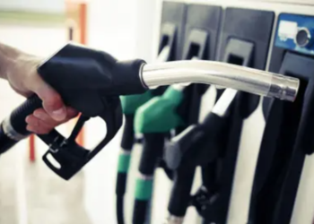 Los surtidores reflejaron un nuevo aumento de los combustibles en todo el país, que ronda entre el 1,8% y el 2,88%