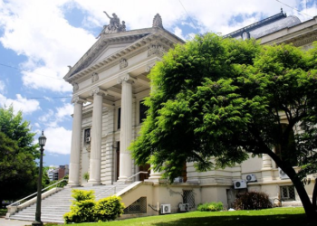 El gobierno de Axel Kicillof busca destrabar la negociación por el Presupuesto 2025