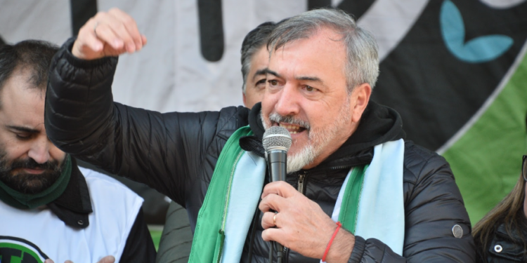 Para ATE, “el salario mínimo se tornó inservible y el Gobierno sólo busca ajustar los programas sociales”