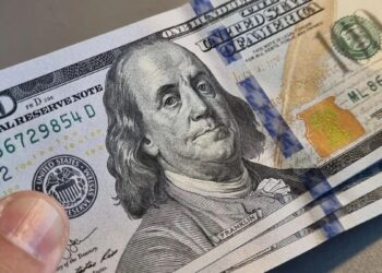 Volvió a bajar el dólar blue y la brecha cambiaria es la menor desde que está vigente el cepo