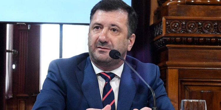 Edgardo Kueider habló luego de ser detenido en Paraguay con 200 mil dólares