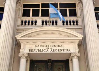 El Banco Central bajará al 1% mensual el ritmo de ajuste del dólar oficial