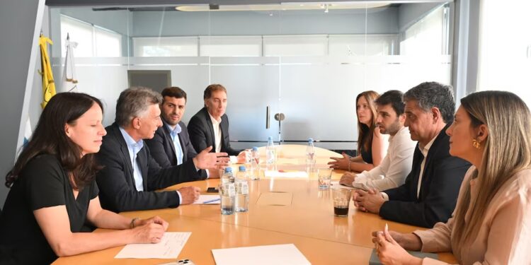 Reunión clave del PRO