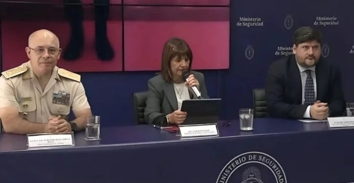 Patricia Bullrich anunció la detención en el país de un presunto terrorista vinculado con el Estado Islámico