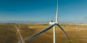Mastellone Hnos. y Pampa Energía  firman un acuerdo por el suministro de energía eólica