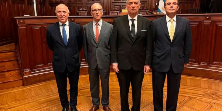 La Corte Suprema debuta con cuatro miembros y el foco puesto en el pedido de licencia de Ariel Lijo