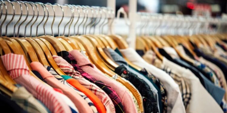 Oficializaron la baja de aranceles a la importación de indumentaria y calzado