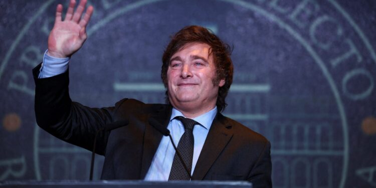 Milei celebró la baja de la pobreza y cuestionó al kirchnerismo